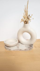 bandeja, cuenco y jarrón artesanal